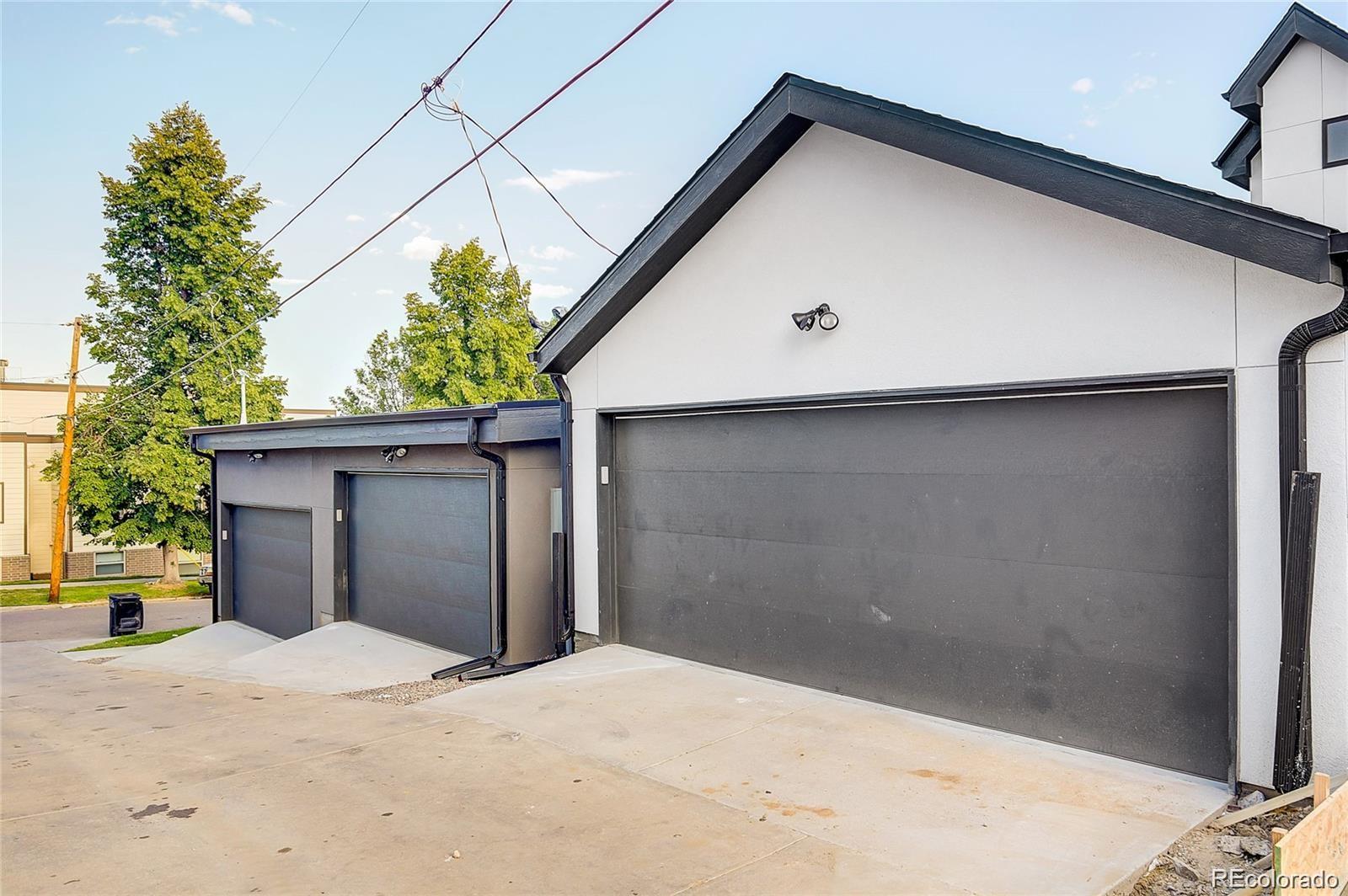 1811 West 32nd Avenue, Unit R Denver, CO 80211 - Photo 29 of 40 a view of wooden house and a yard