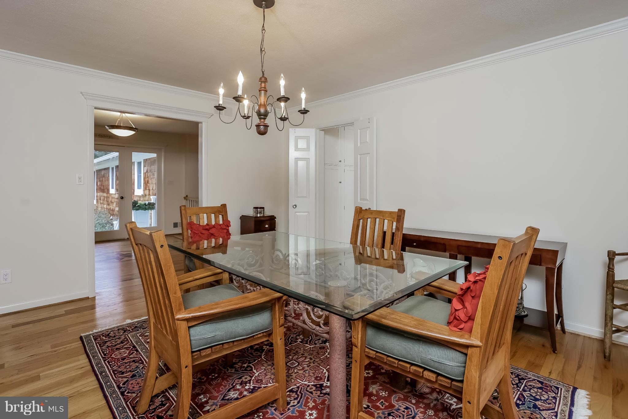 18908 Woodburn Road Leesburg, VA 20175 - Photo 4 of 24 Dining Room