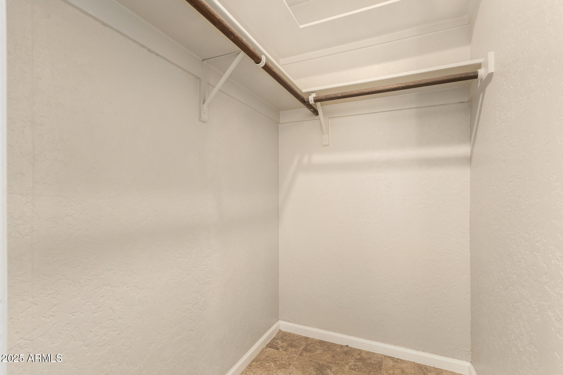 5739 East Cactus Road Scottsdale, AZ 85254 - Photo 33 of 52 a view of small space