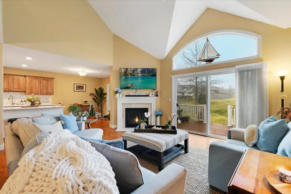 $799,000 | 6 Amberwood Court, Unit 216, Buzzards Bay, MA 02532