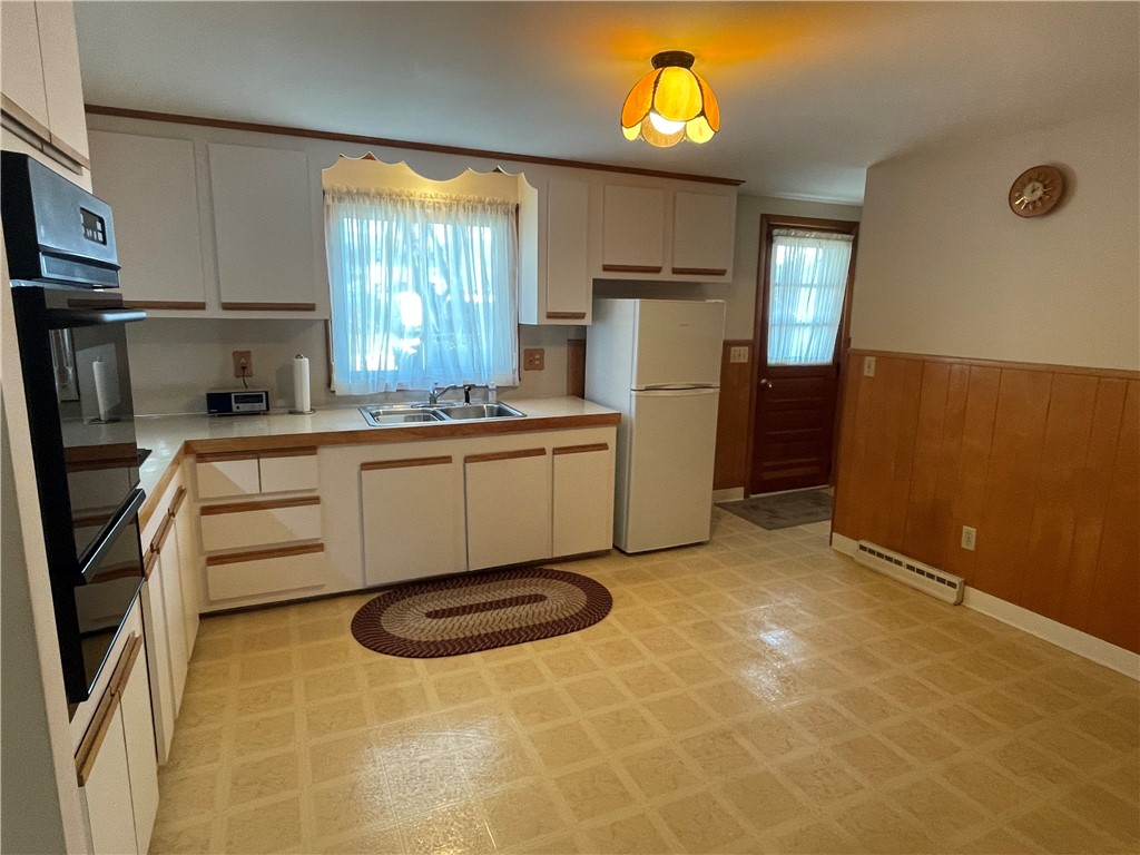 188 Fair Street Warwick, RI 02888 - Photo 9 of 22