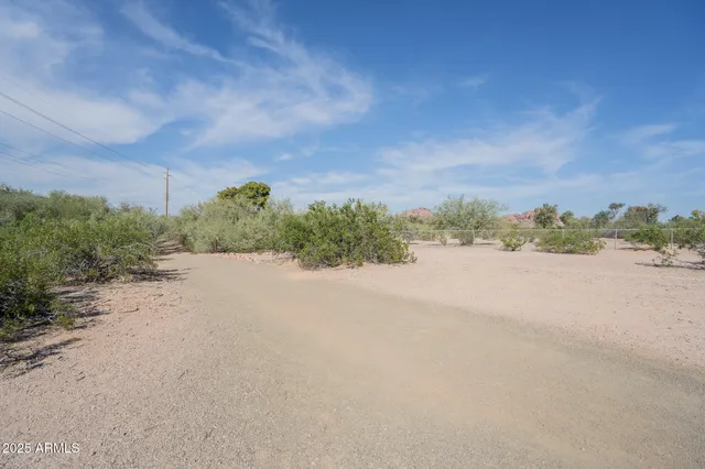 $1,595 | 5302 East Van Buren Street, Unit 1019, Phoenix, AZ 85008