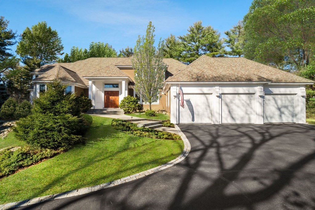 4 Long Ridge Lane Ipswich, MA 01938 - Photo 1 of 42 Gallery Image 1