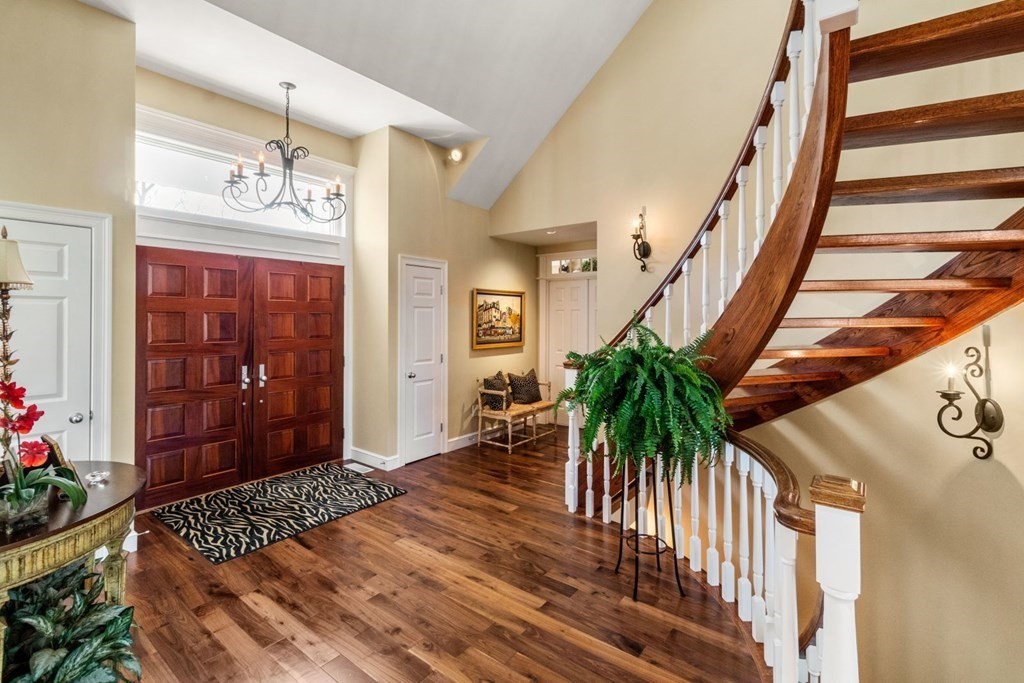 4 Long Ridge Lane Ipswich, MA 01938 - Photo 6 of 42 Gallery Image 6