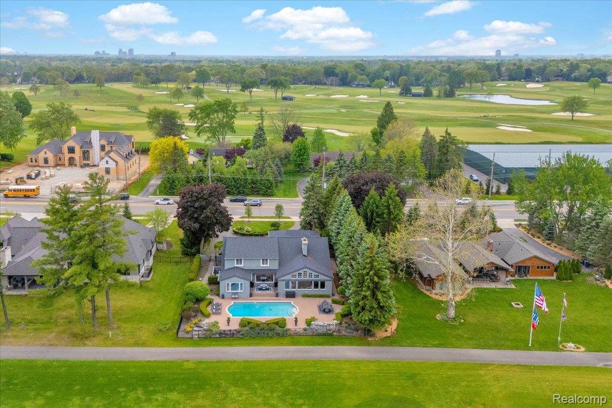 3816 West Maple Road Bloomfield Hills, MI 48301 - Photo 70 of 78 3816 W Maple_69.jpg