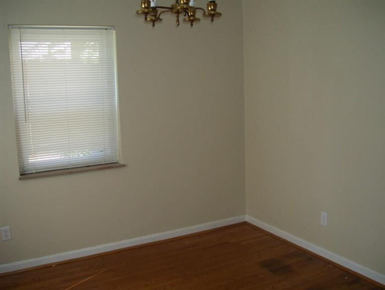 210 Adams Avenue Covington, KY 41014 - Photo 10 of 16