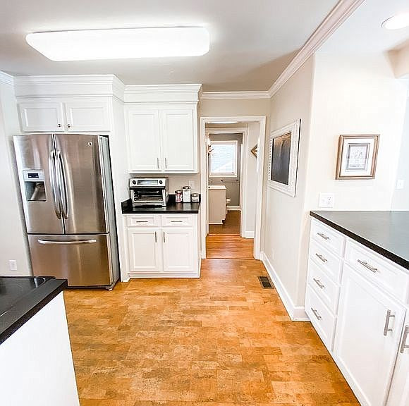 2735 West Brewington Road Sumter, SC 29153 - Photo 4 of 26 Gallery Image 4