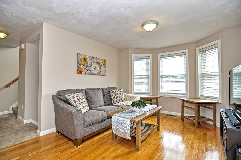 104 Upland Street Worcester, MA 01607 - Photo 6 of 30 Gallery Image 6