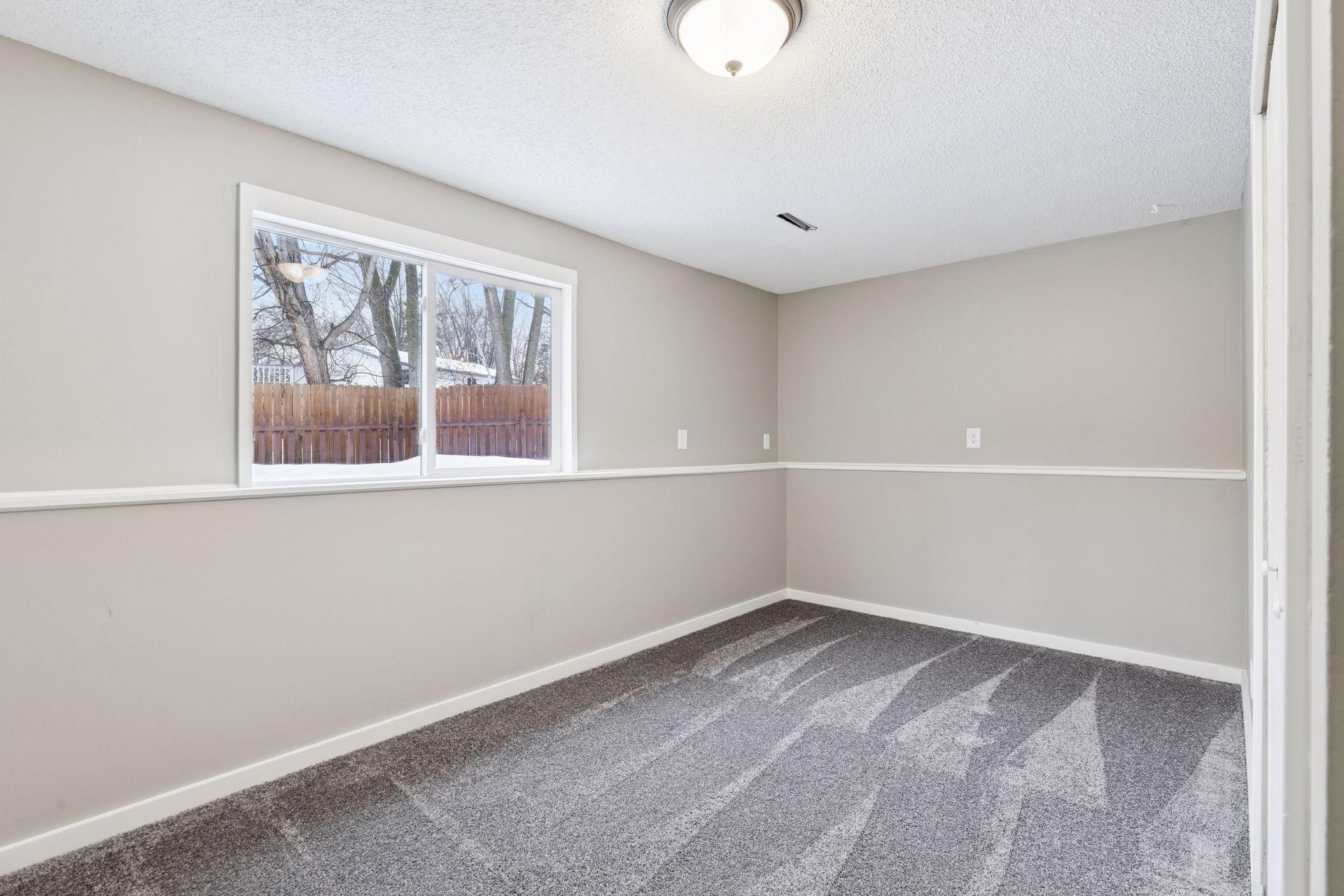 10339 Tamarack Street Northwest Coon Rapids, MN 55433 - Photo 25 of 33