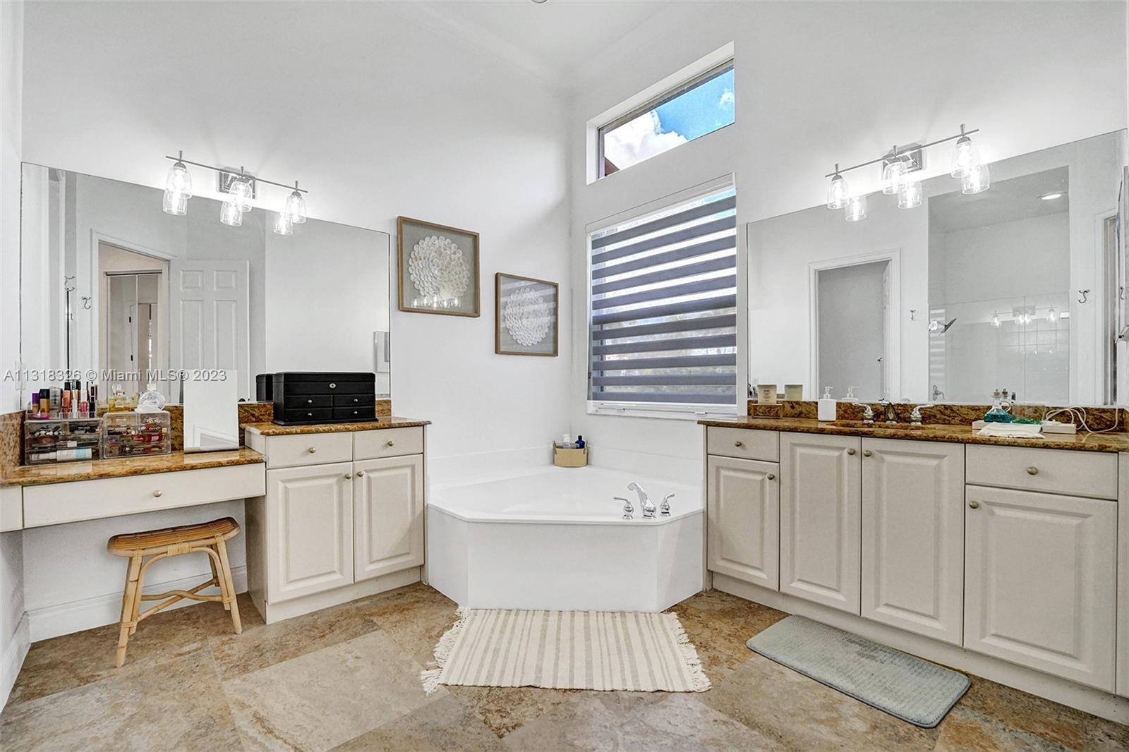 Davie Davie, FL 33331 - Photo 56 of 84