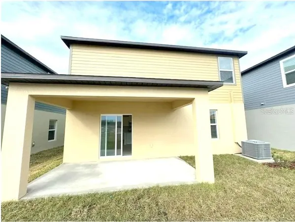 $2,300 | 2554 Leonia Lane, Zephyrhills, FL 33541
