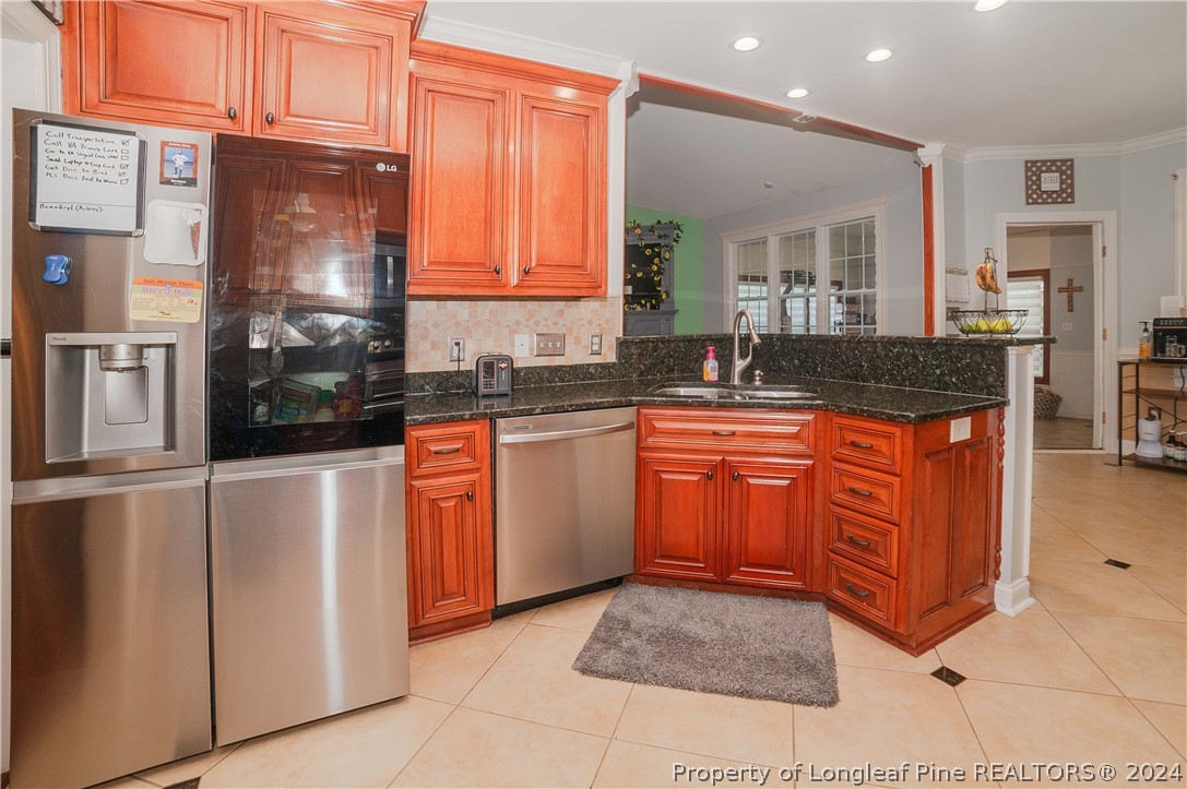 5228 Spreading Branch Road Hope Mills, NC 28348 - Photo 14 of 37 Gallery Image 14
