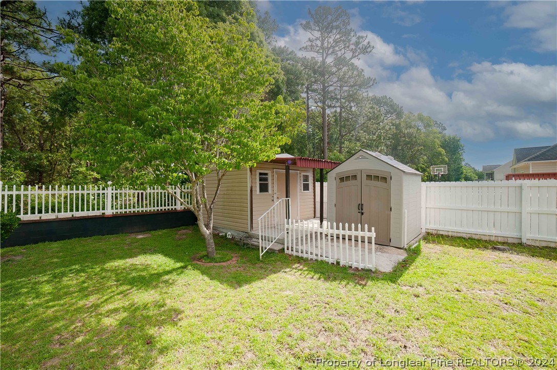 5228 Spreading Branch Road Hope Mills, NC 28348 - Photo 35 of 37 Gallery Image 35