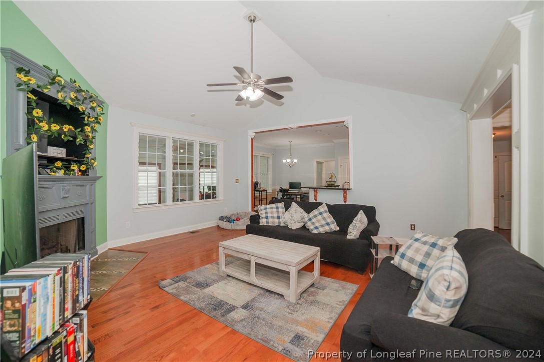 5228 Spreading Branch Road Hope Mills, NC 28348 - Photo 8 of 37 Gallery Image 8