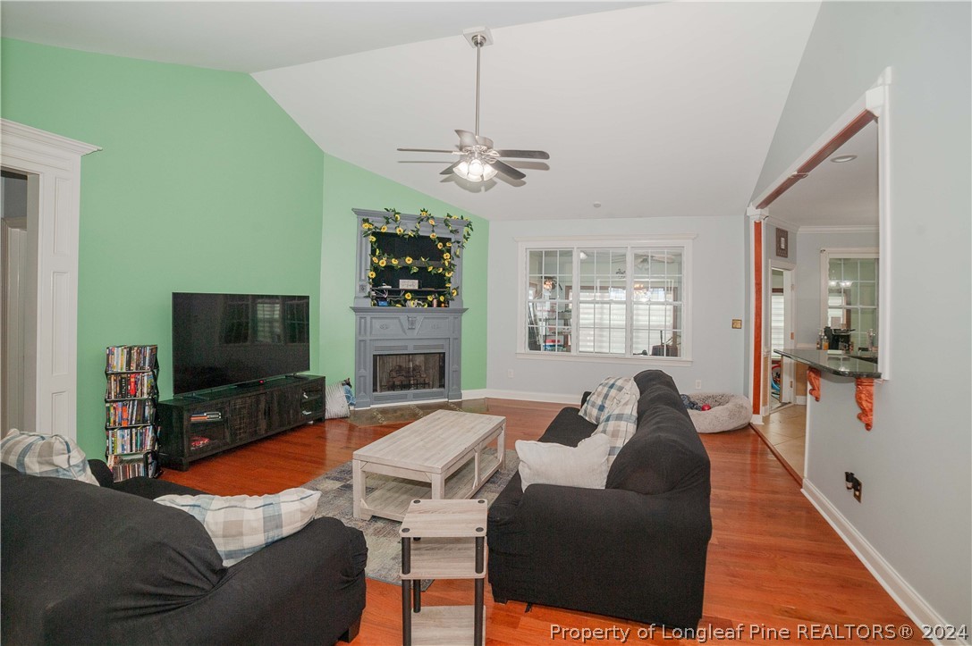 5228 Spreading Branch Road Hope Mills, NC 28348 - Photo 9 of 37 Gallery Image 9