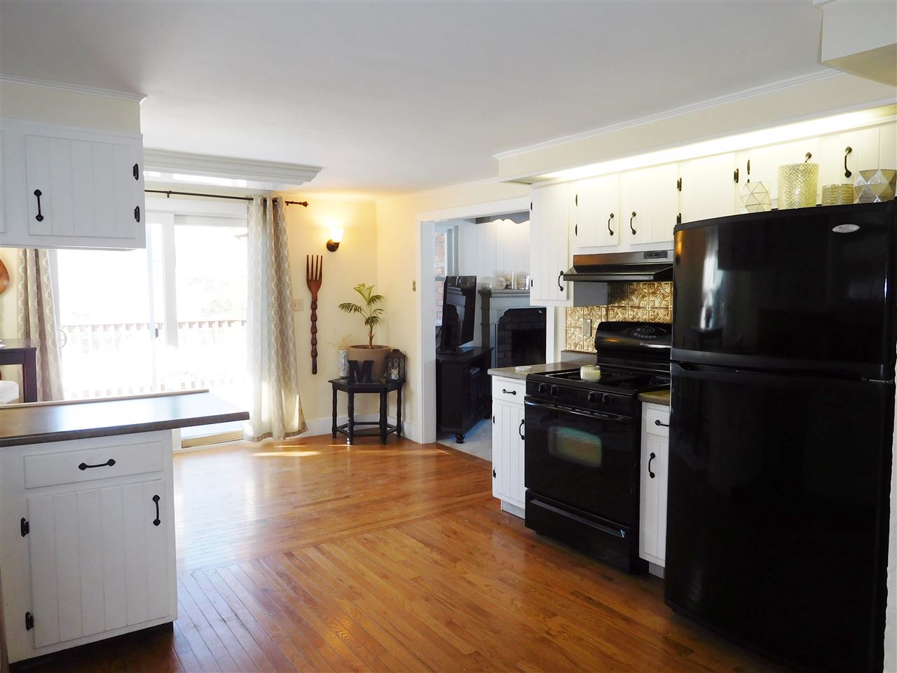 304 Eaton Road Conway, NH 03818 - Photo 8 of 18