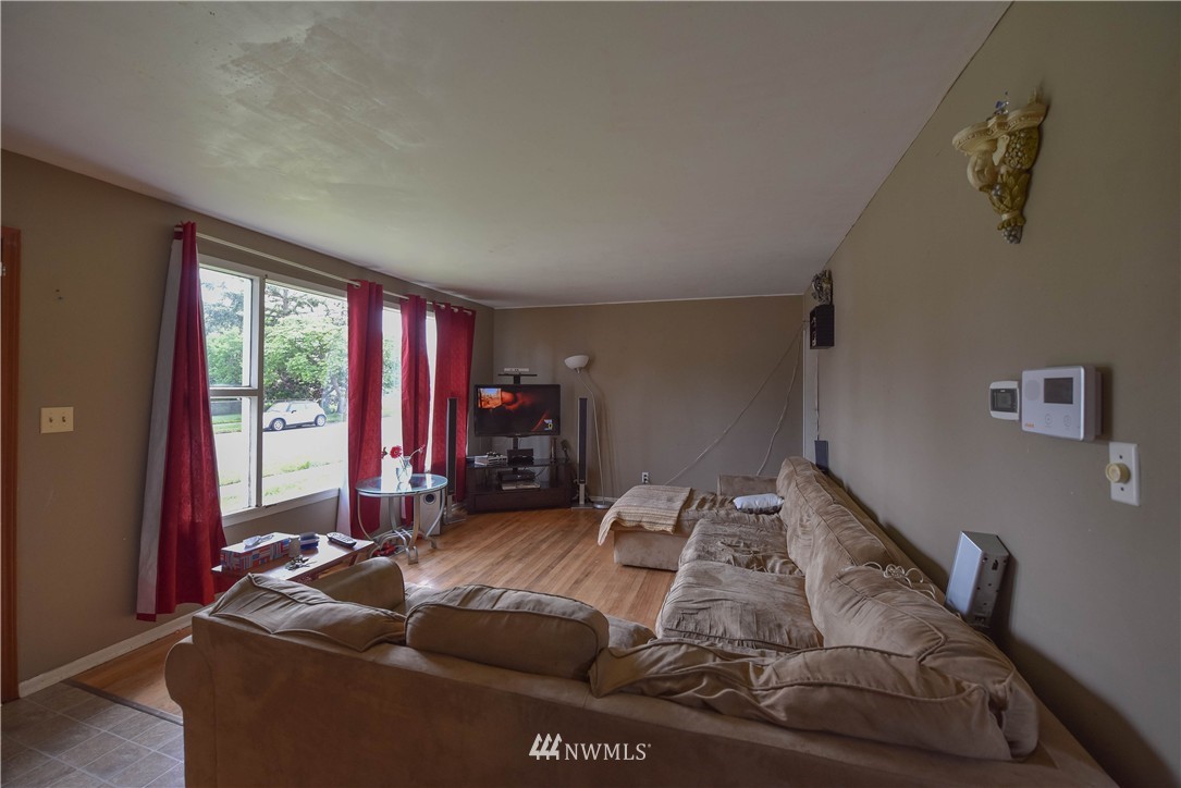 1531 Rockefeller Avenue Everett, WA 98201 - Photo 12 of 19