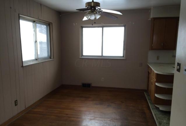 1584 Berkeley Road Columbus, OH 43207 - Photo 3 of 11