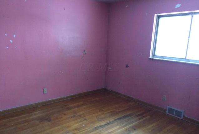 1584 Berkeley Road Columbus, OH 43207 - Photo 8 of 11