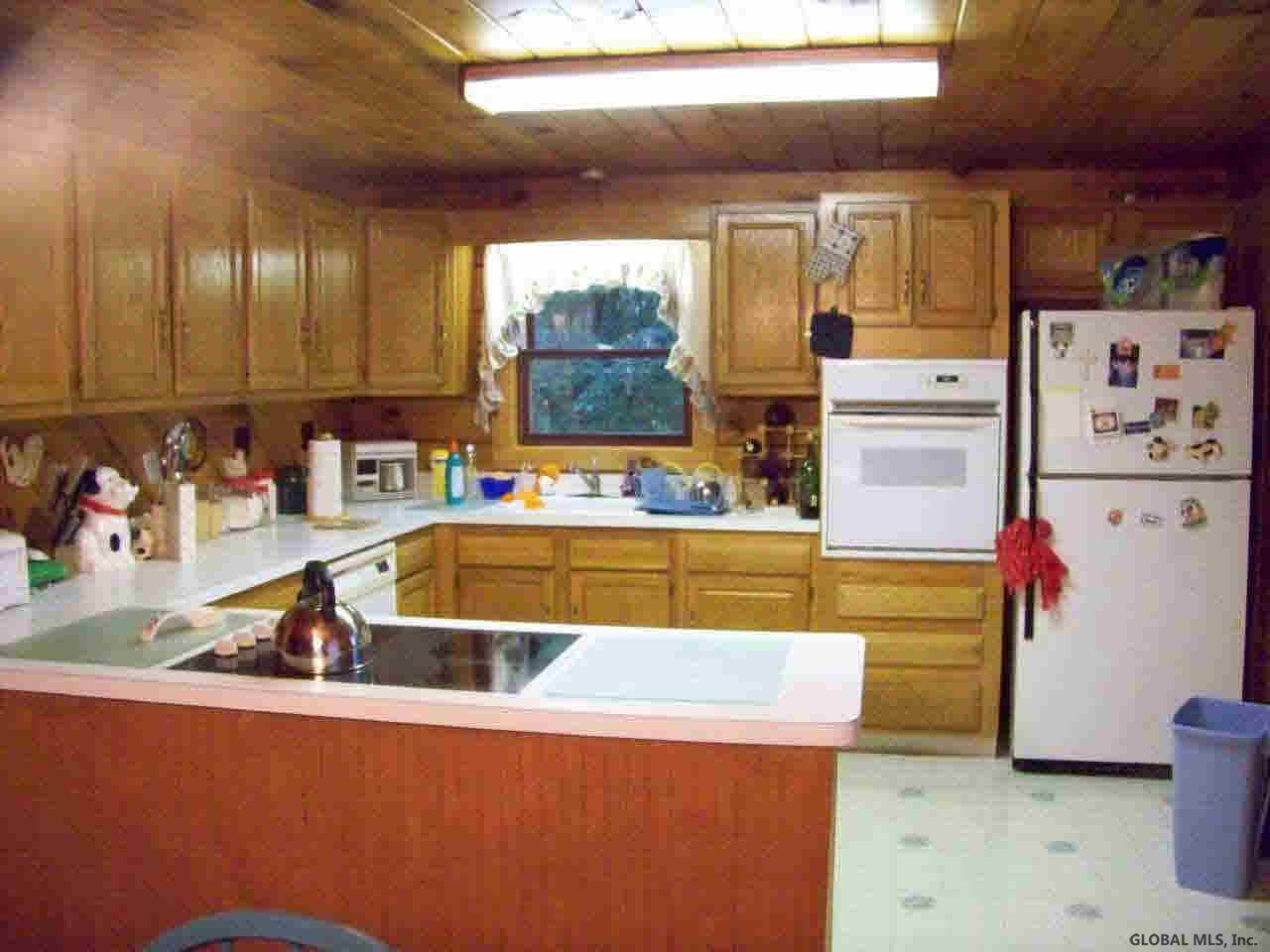 817 Creek Road Crown Point, NY 12928 - Photo 2 of 12 Photo 2
