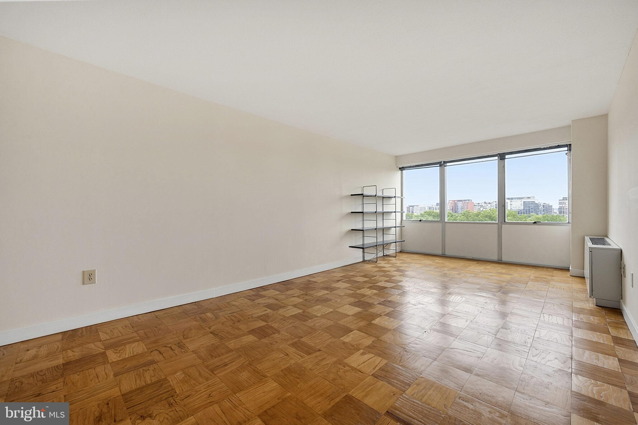 1301 Delaware Avenue Southwest, Unit 812 Washington, DC 20024 - Photo 13 of 89