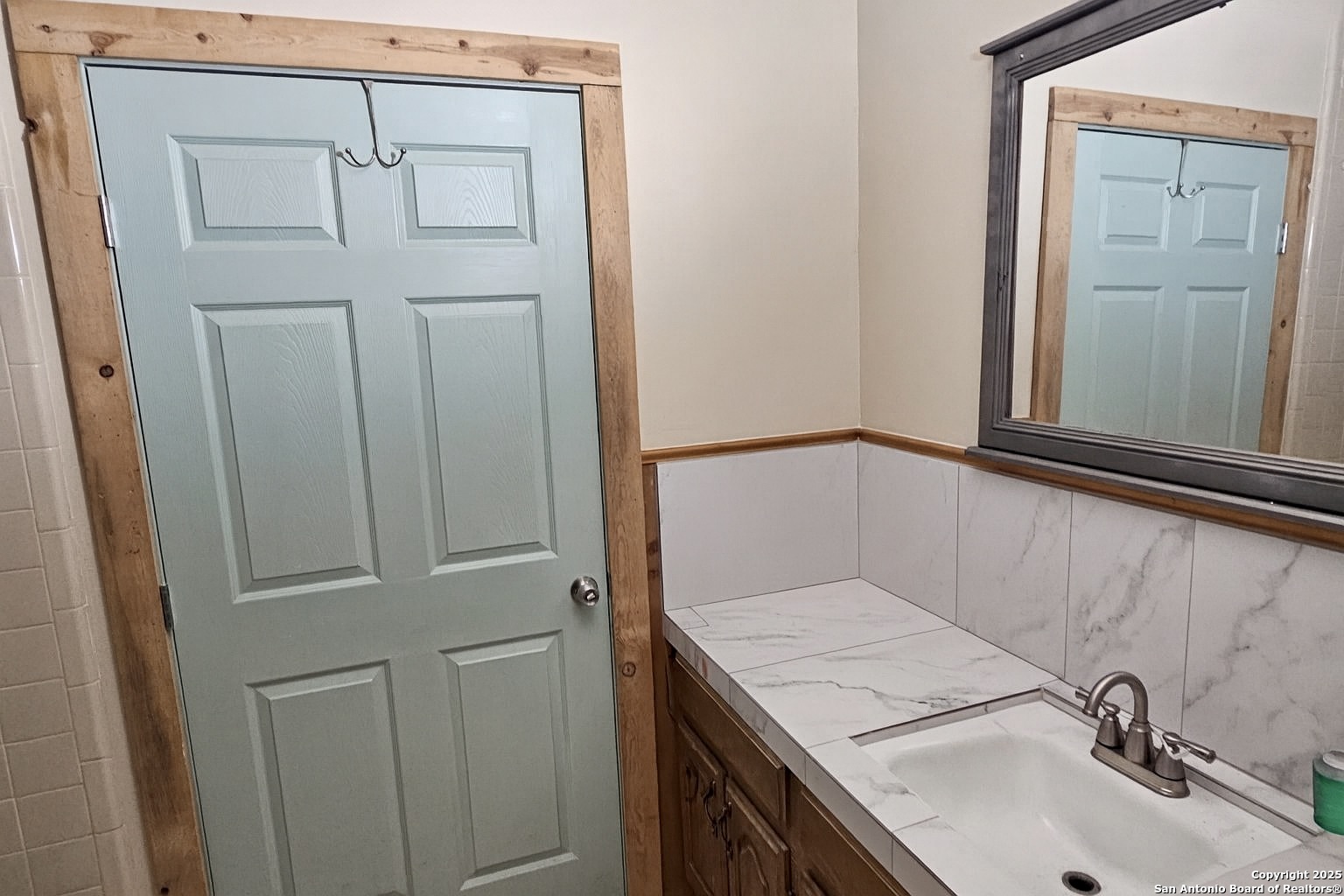 21 Wasp Creek Road Boerne, TX 78006 - Photo 16 of 25