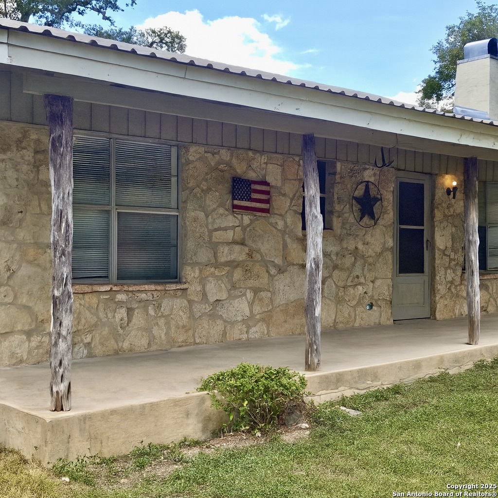 21 Wasp Creek Road Boerne, TX 78006 - Photo 4 of 25