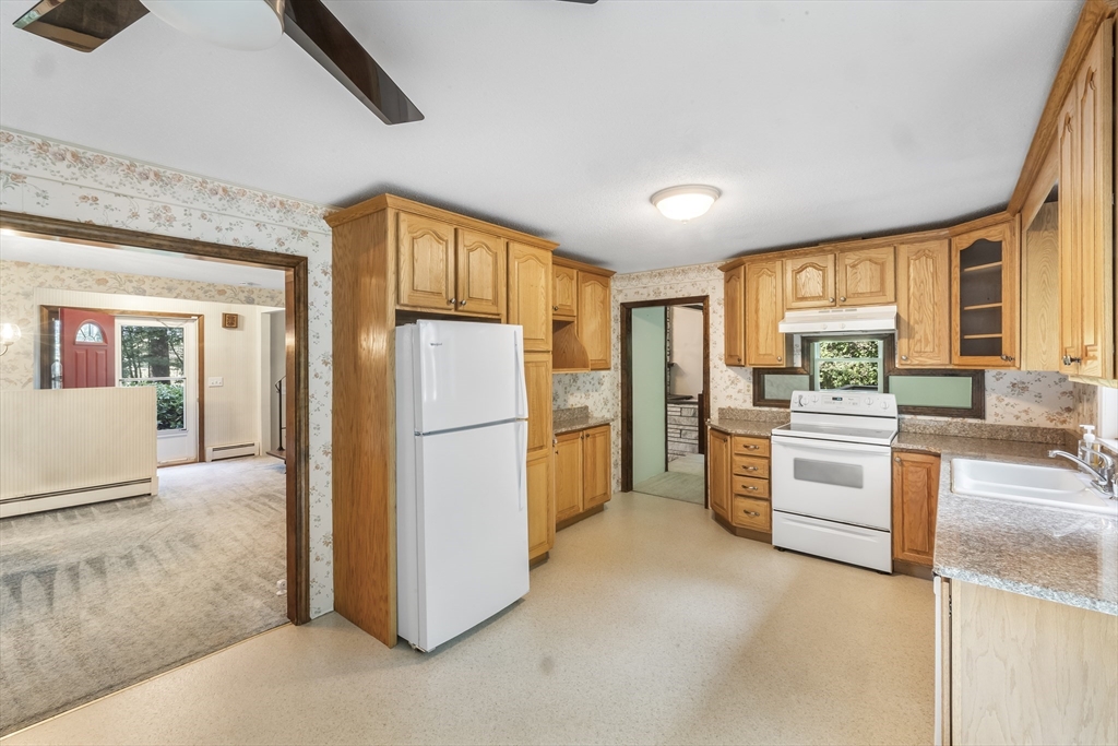 2 Marble Road Spencer, MA 01562 - Photo 8 of 36 Gallery Image 8