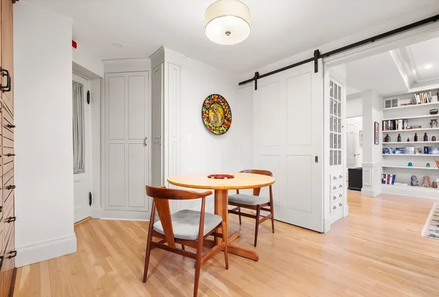 $2,100,000 | 985 Memorial Drive, Unit 303, Cambridge, MA 02138