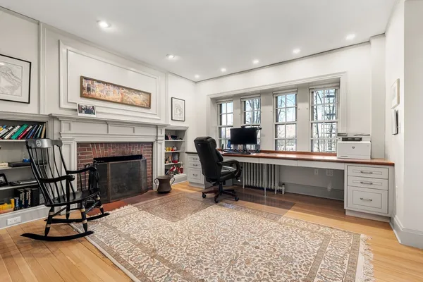$1,500,000 | 985 Memorial Drive, Unit 303, Cambridge, MA 02138