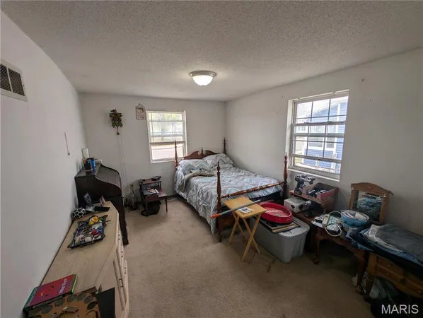 $85,000 | 112 Virginia Street, East Alton, IL 62024