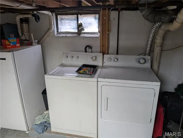 $85,000 | 112 Virginia Street, East Alton, IL 62024