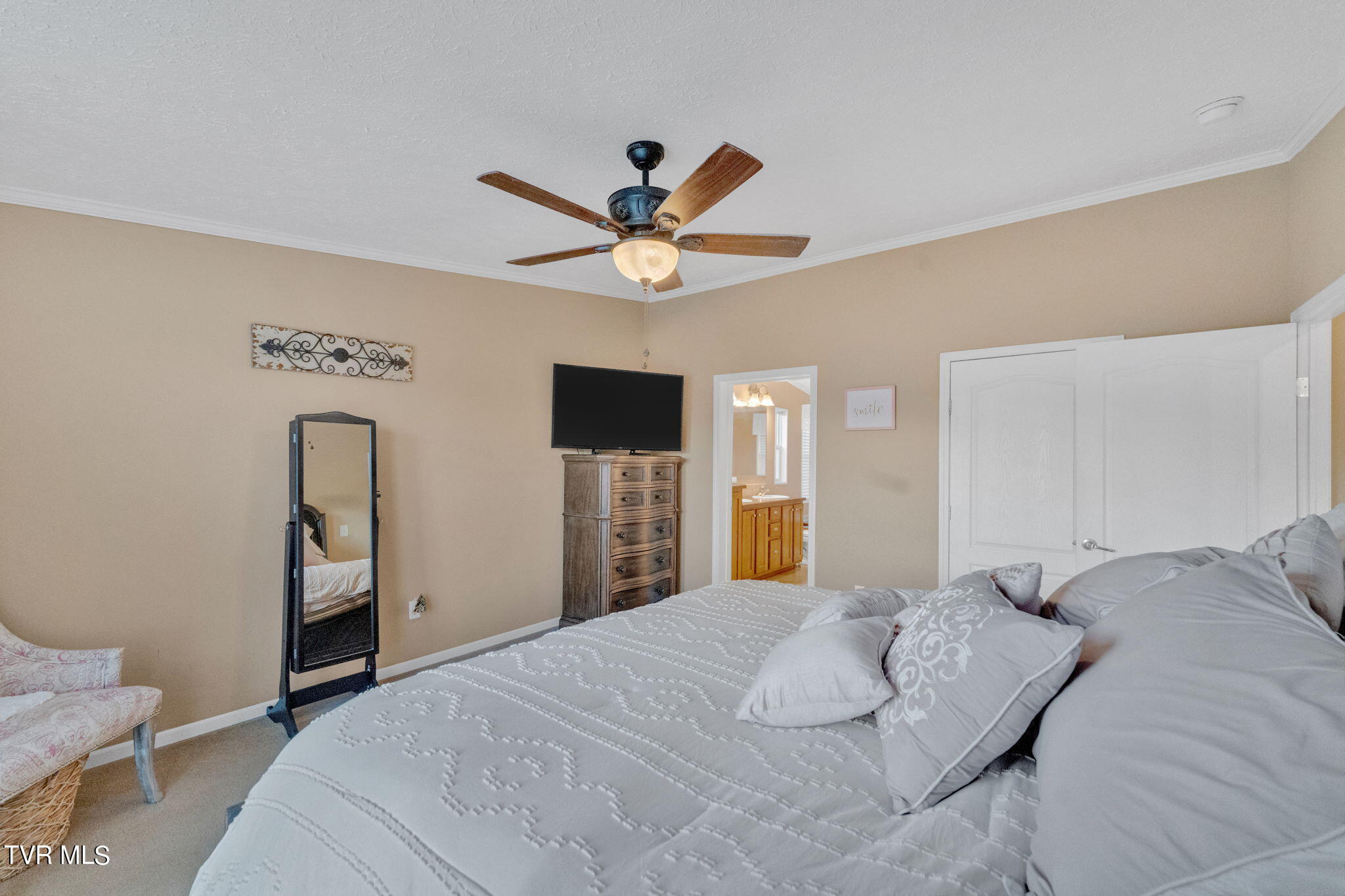 3502 Clarks Valley Road Swords Creek, VA 24649 - Photo 25 of 65 47-web-or-mls-DSC09897