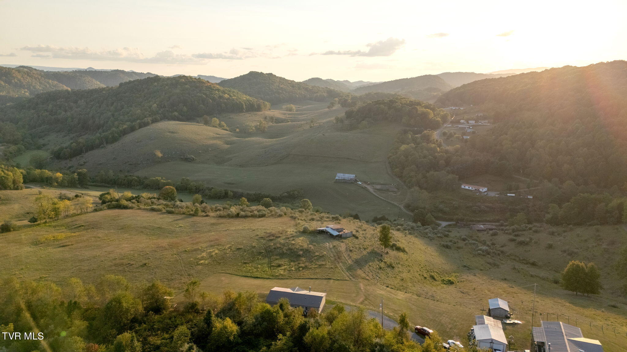 3502 Clarks Valley Road Swords Creek, VA 24649 - Photo 36 of 65 11-web-or-mls-DJI_20240915185957_0324_D