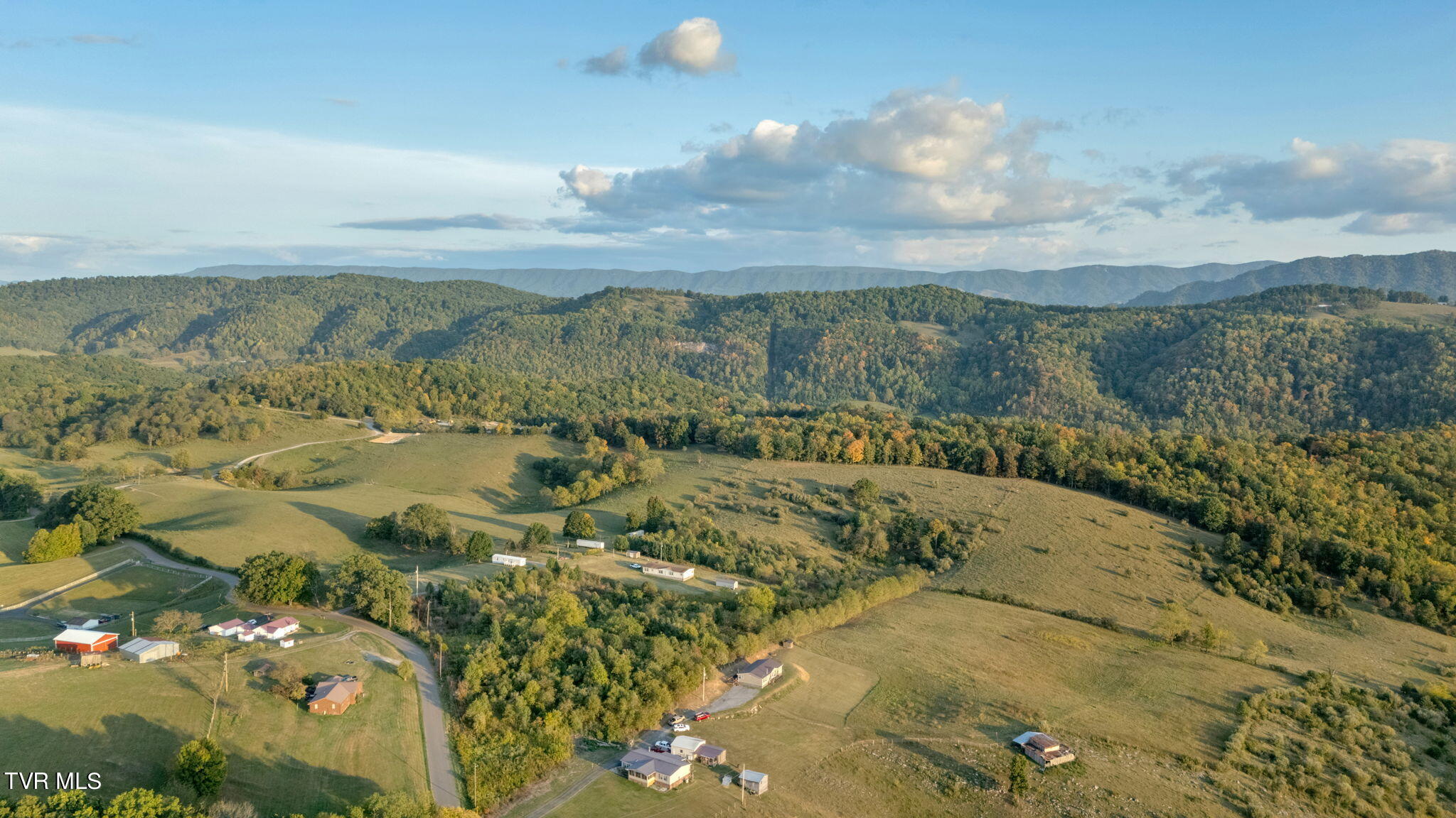 3502 Clarks Valley Road Swords Creek, VA 24649 - Photo 43 of 65 18-web-or-mls-DJI_20240915190141_0345_D