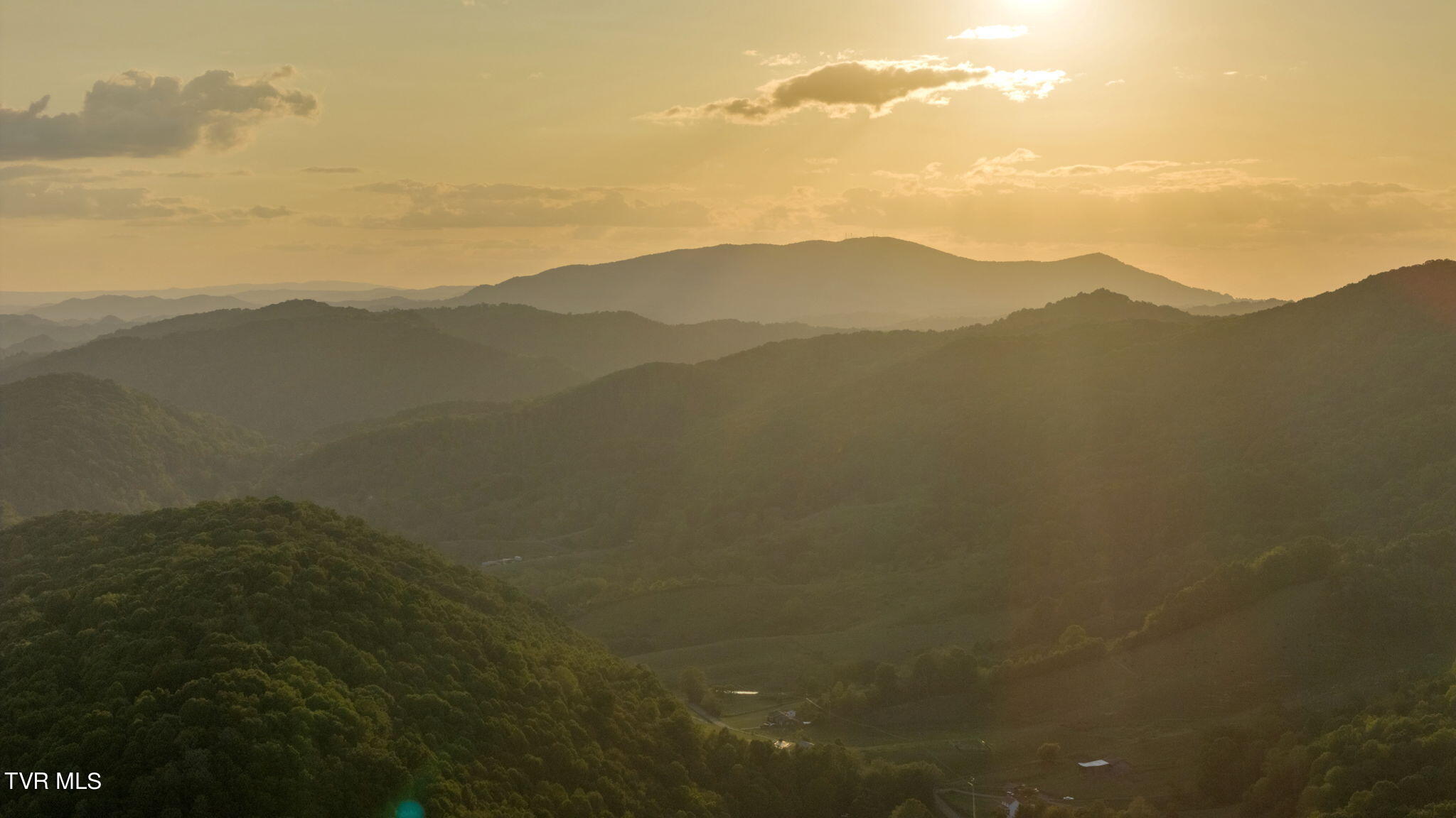 3502 Clarks Valley Road Swords Creek, VA 24649 - Photo 47 of 65 22-web-or-mls-DJI_20240915190432_0358_D