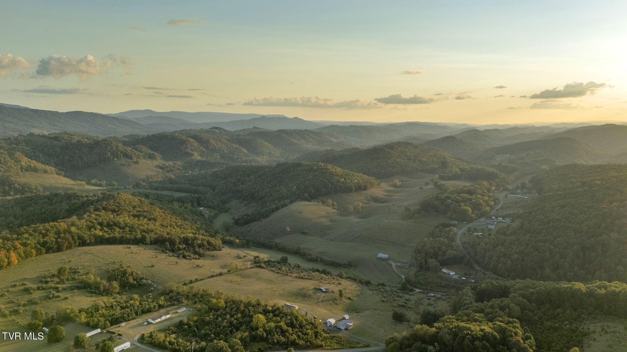 3502 Clarks Valley Road Swords Creek, VA 24649 - Photo 49 of 65 24-web-or-mls-DJI_20240915190500_0364_D