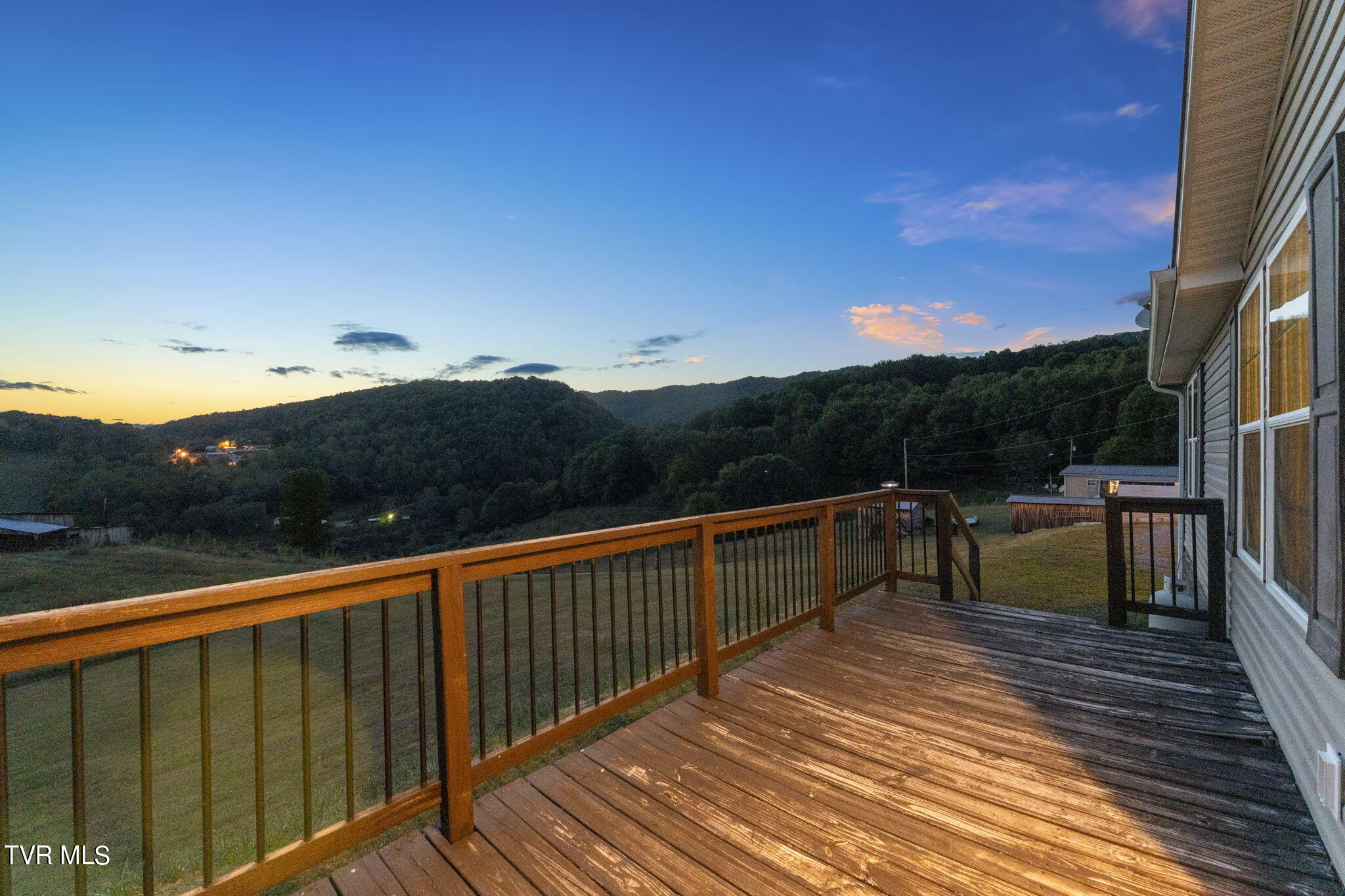 3502 Clarks Valley Road Swords Creek, VA 24649 - Photo 7 of 65 8-web-or-mls-DSC09968