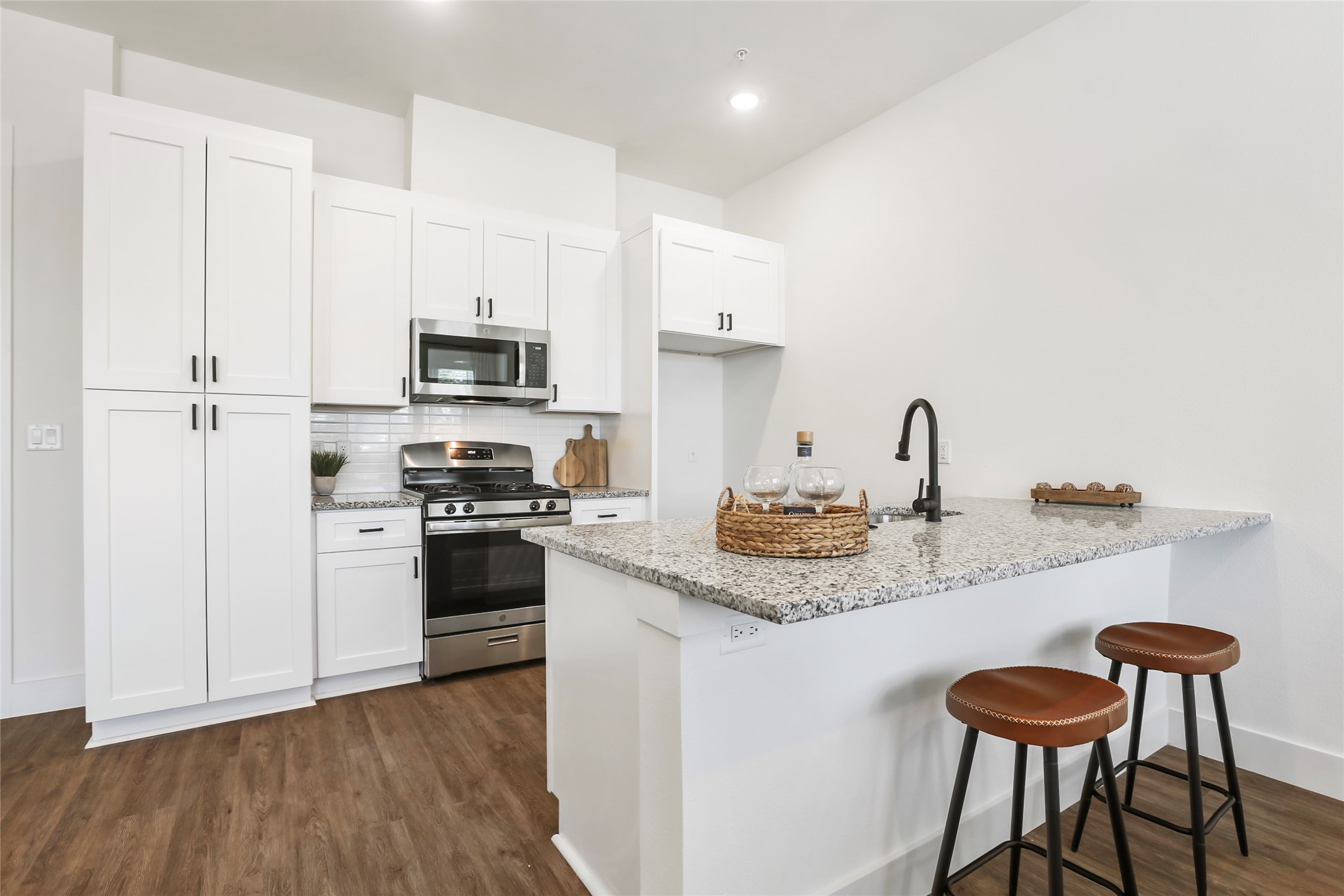 1811 Webberville Road, Unit 1209 Austin, TX 78721 - Photo 5 of 27