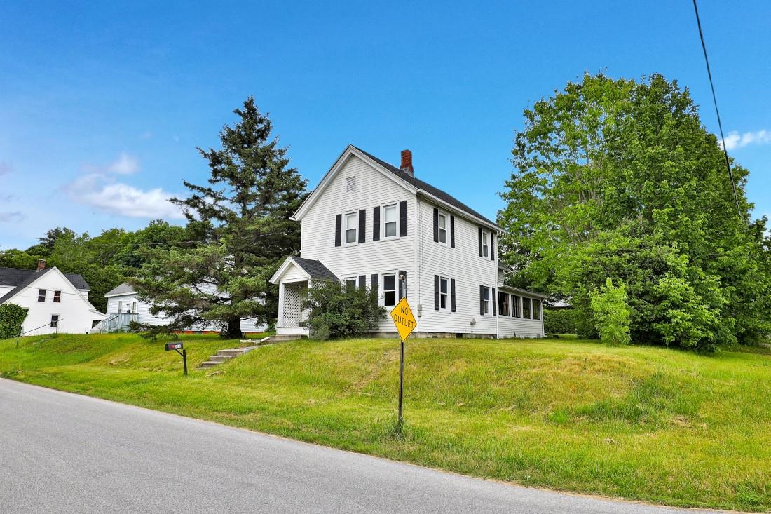138 Baxter Street Rutland, VT 05701 - Photo 2 of 31