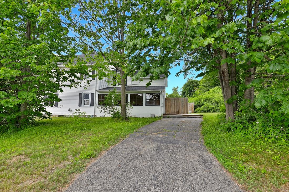 138 Baxter Street Rutland, VT 05701 - Photo 5 of 31