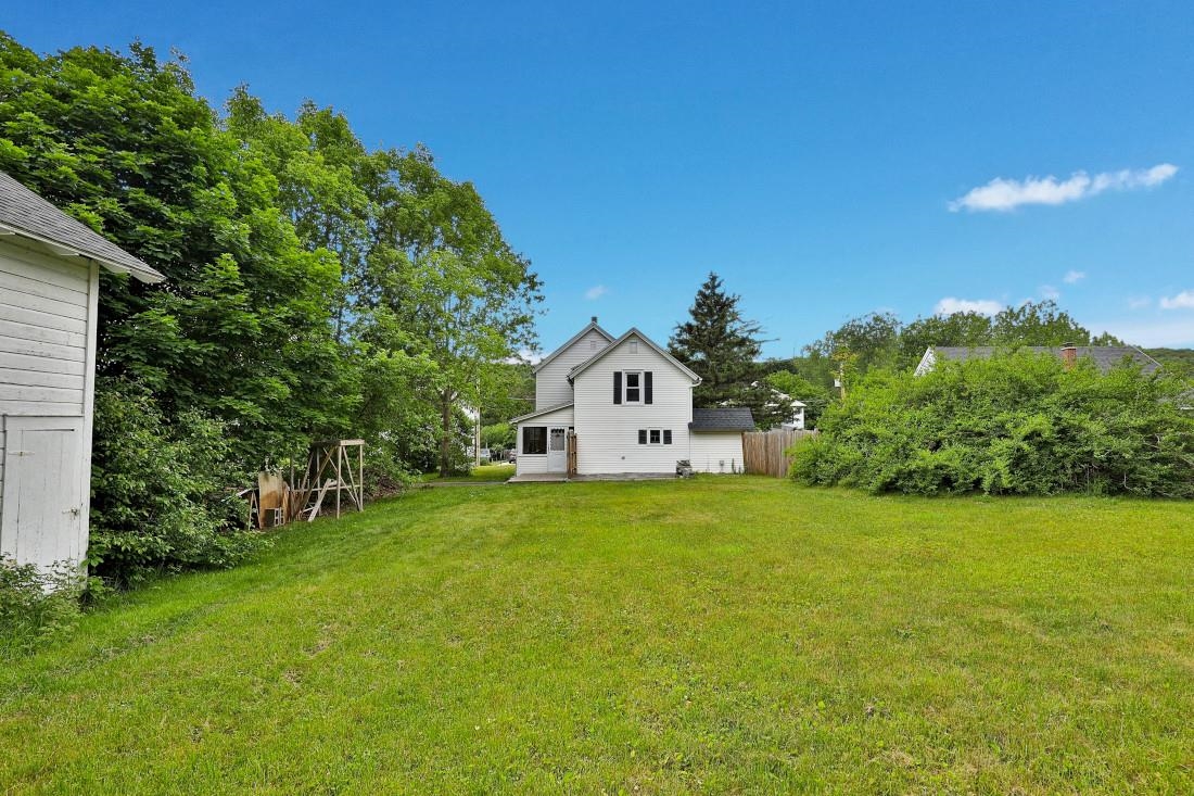 138 Baxter Street Rutland, VT 05701 - Photo 7 of 31