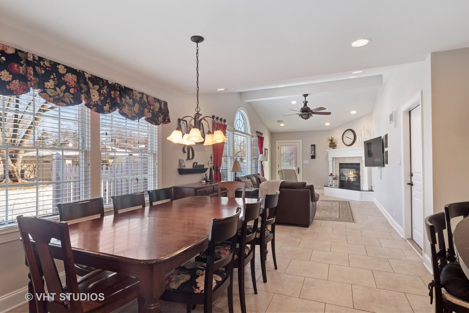 1201 North Dee Road Park Ridge, IL 60068 - Photo 11 of 23 Gallery Image 11