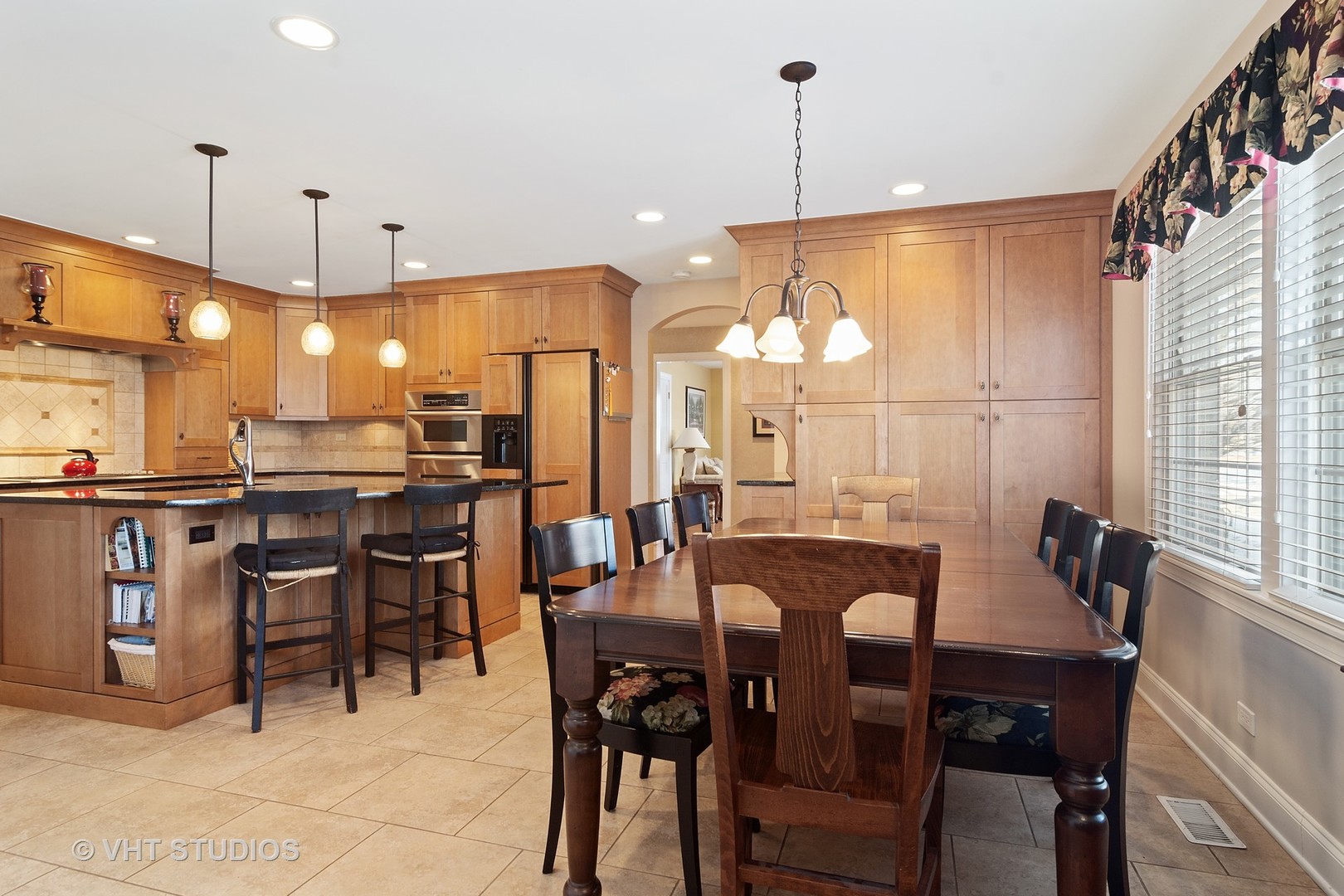 1201 North Dee Road Park Ridge, IL 60068 - Photo 8 of 23 Gallery Image 8