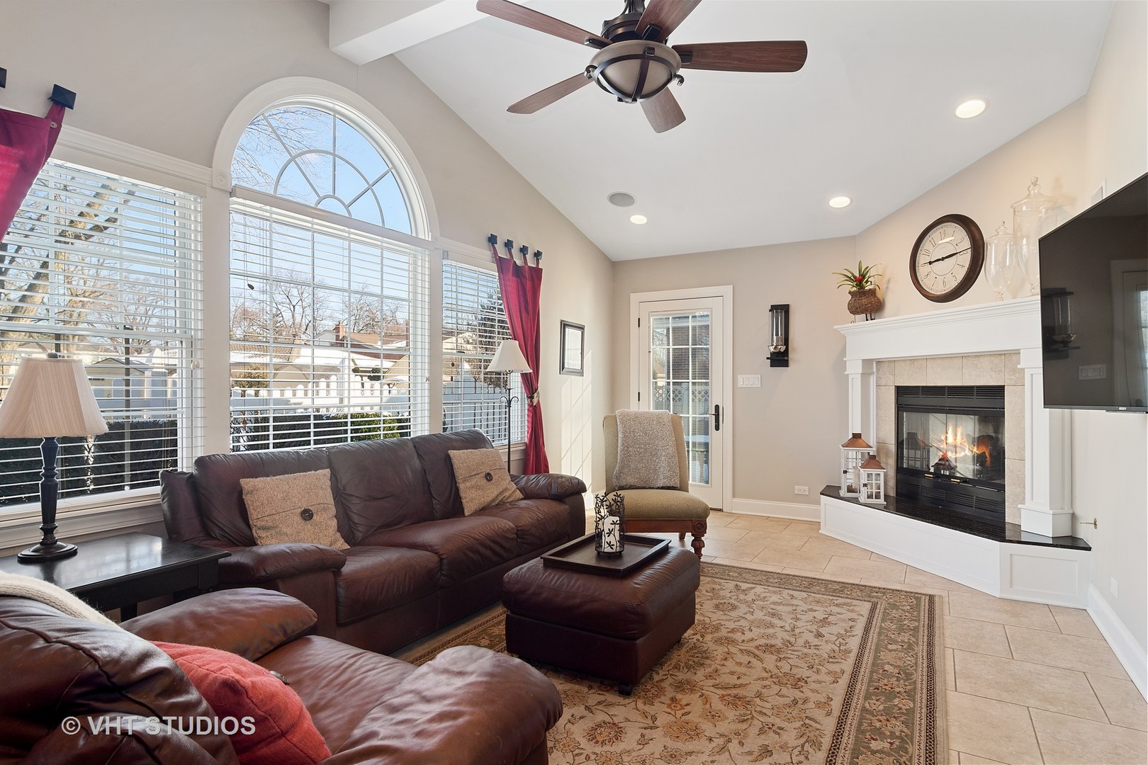 1201 North Dee Road Park Ridge, IL 60068 - Photo 10 of 23 Gallery Image 10