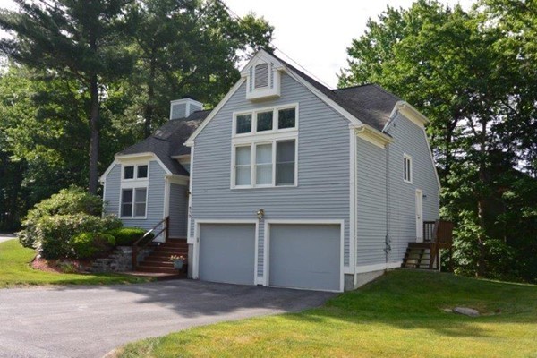 313 Fox Run Road, Unit 313 Hudson, NH 03051 - Photo 4 of 28
