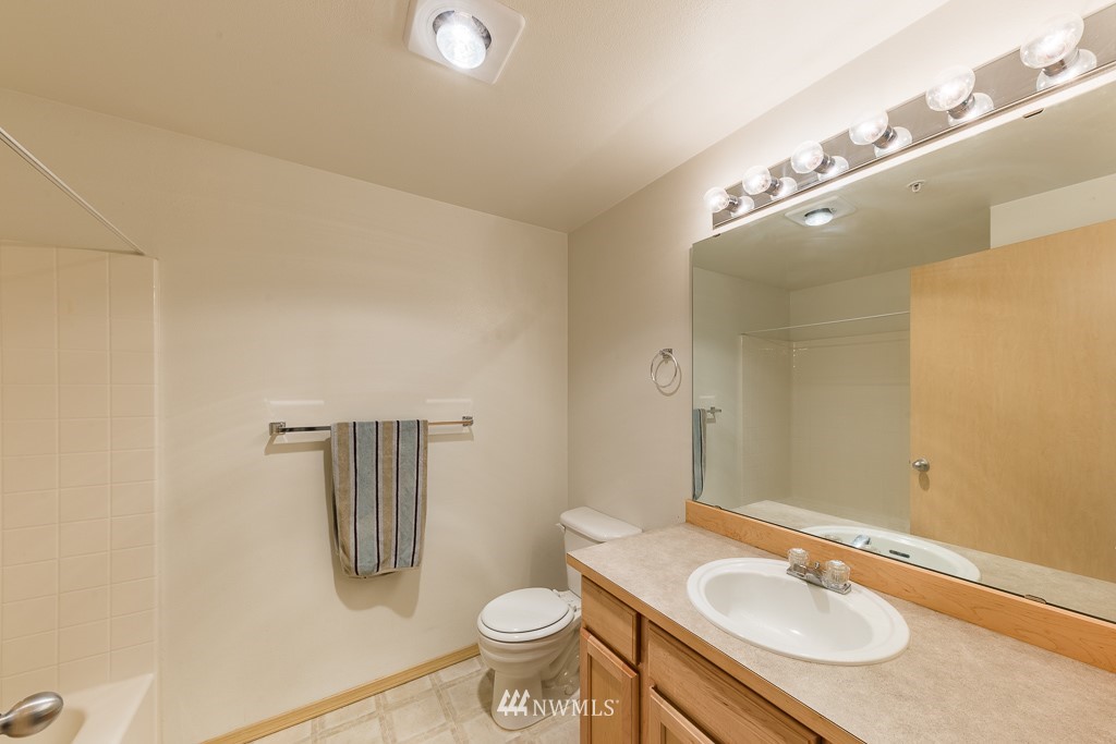 3006 Southeast 8th Street, Unit 1120 Renton, WA 98058 - Photo 13 of 15 Gallery Image 13