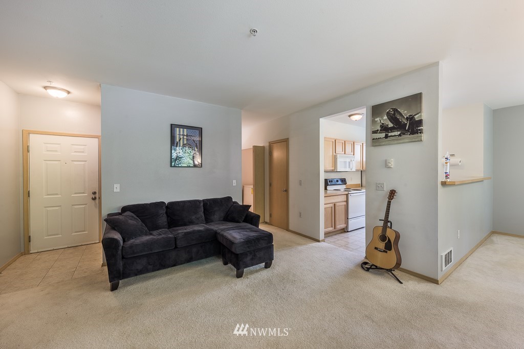 3006 Southeast 8th Street, Unit 1120 Renton, WA 98058 - Photo 4 of 15 Gallery Image 4