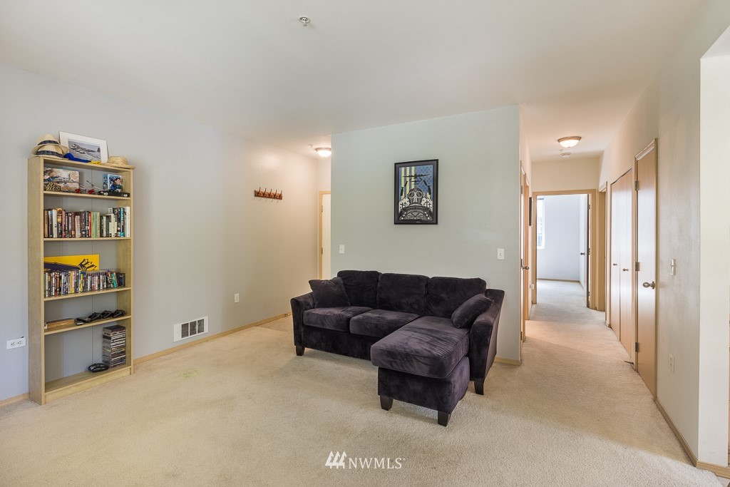 3006 Southeast 8th Street, Unit 1120 Renton, WA 98058 - Photo 5 of 15 Gallery Image 5