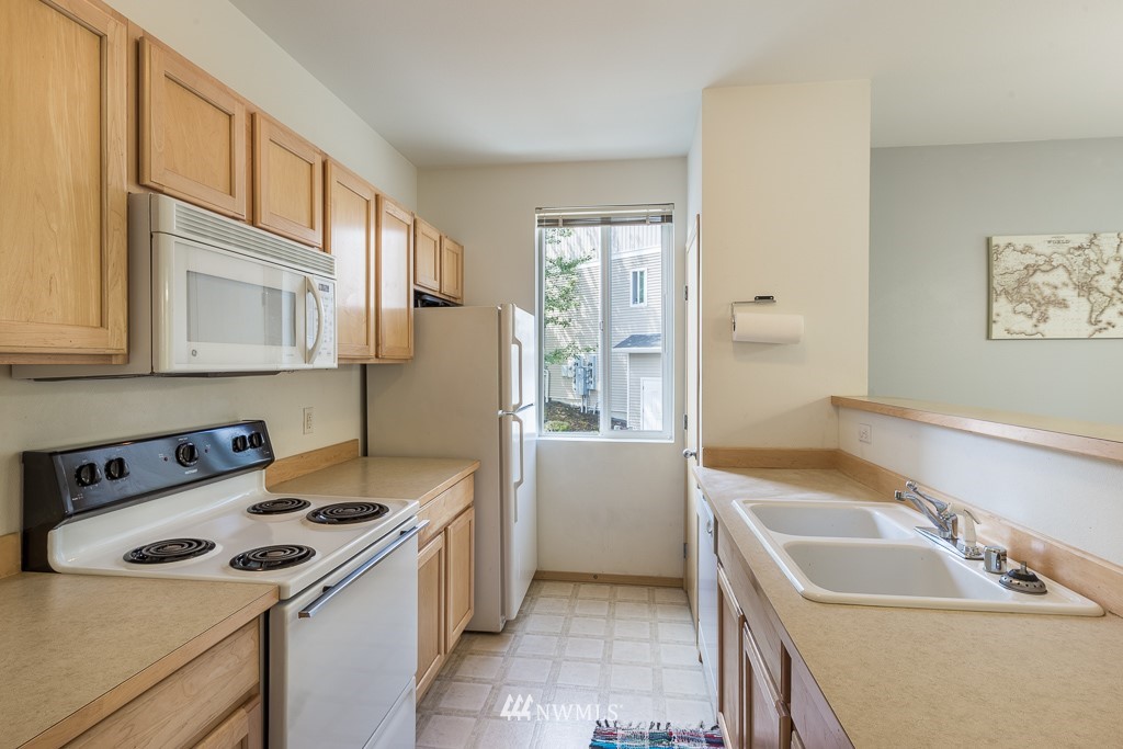 3006 Southeast 8th Street, Unit 1120 Renton, WA 98058 - Photo 6 of 15 Gallery Image 6
